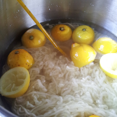 Mordentando con limón